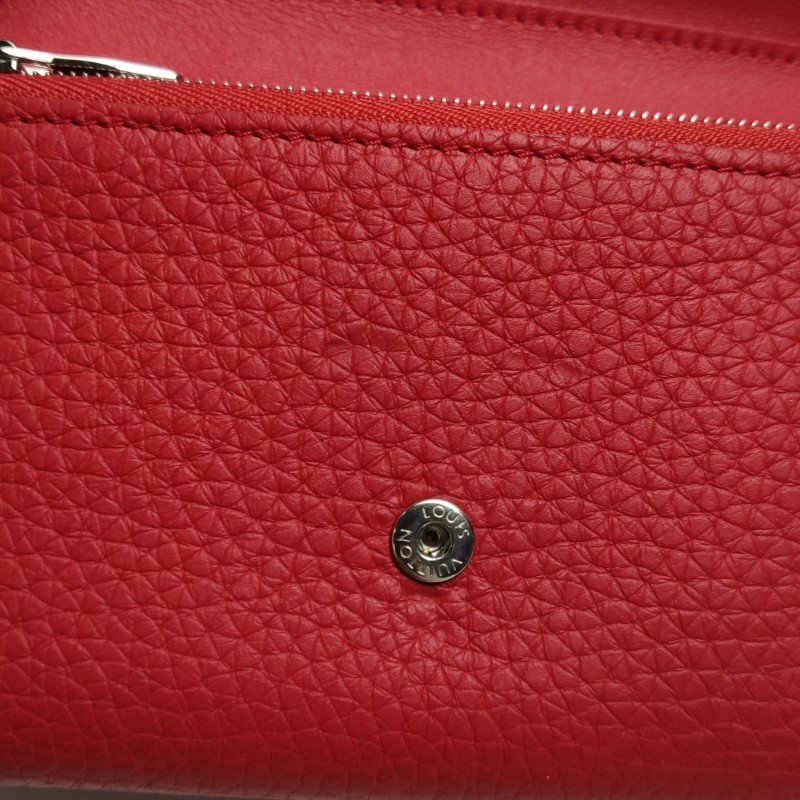 Louis Vuitton(LV)Capucines迷你牛皮純色金屬搭扣錢包-9