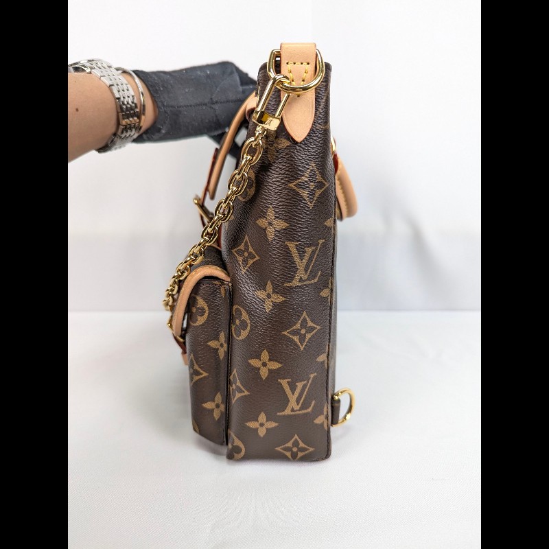 莉亞精品♡LV Excursion後背包 近新閒置-10