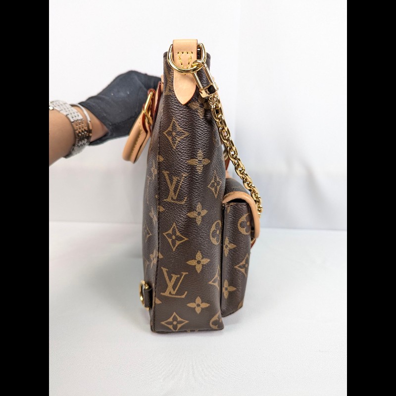 莉亞精品♡LV Excursion後背包 近新閒置-11