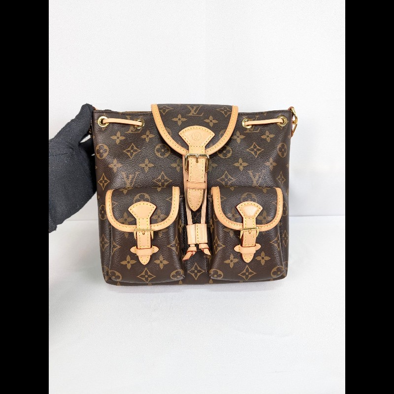 莉亞精品♡LV Excursion後背包 近新閒置-13