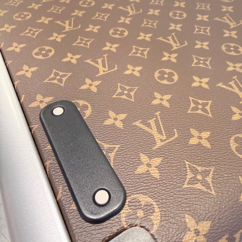 Louis Vuitton✨LV M46780 Horizon 老花行李箱登機箱55cm 玫紅皮 芯片款-22