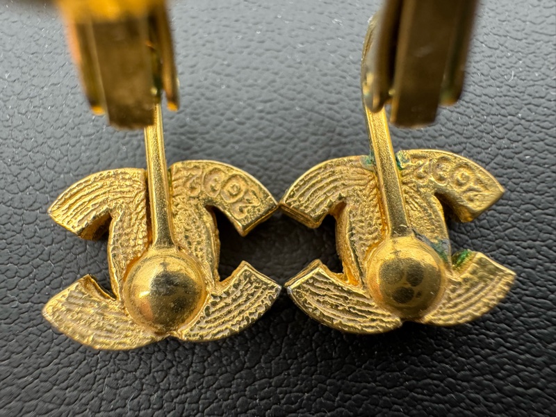 Chanel Vintage 71-80年水鑽鍍金經典大CC耳環-8