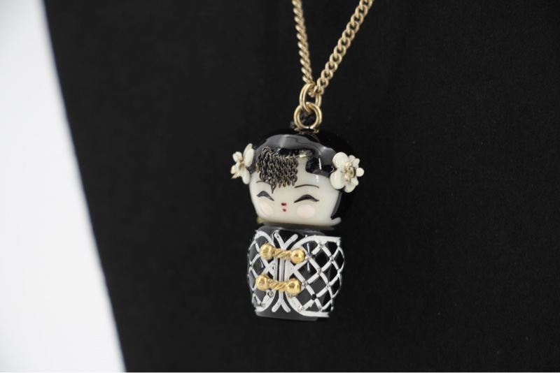 Chanel Vintage 10A 樹脂Paris-Shanghai系列山茶花俄羅斯娃娃吊墜項鏈-9