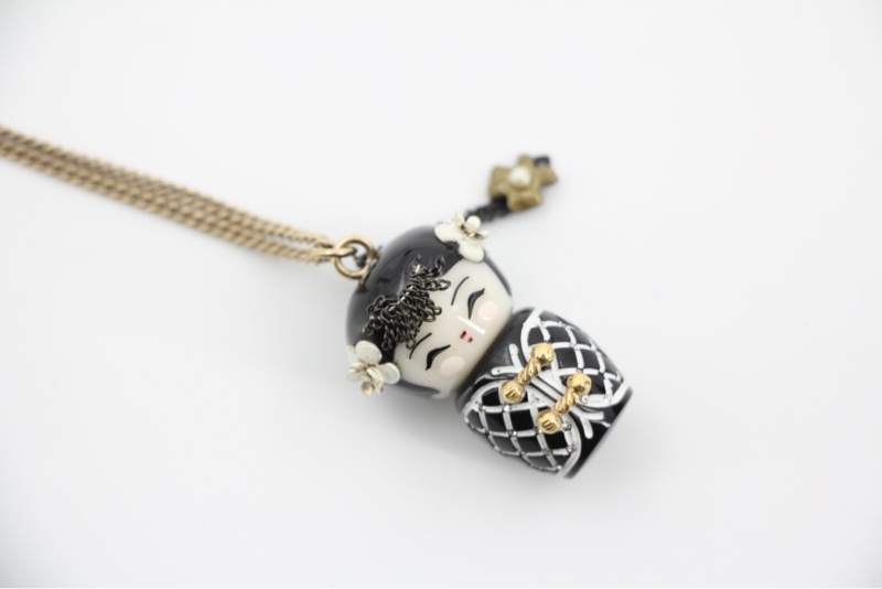 Chanel Vintage 10A 樹脂Paris-Shanghai系列山茶花俄羅斯娃娃吊墜項鏈-14