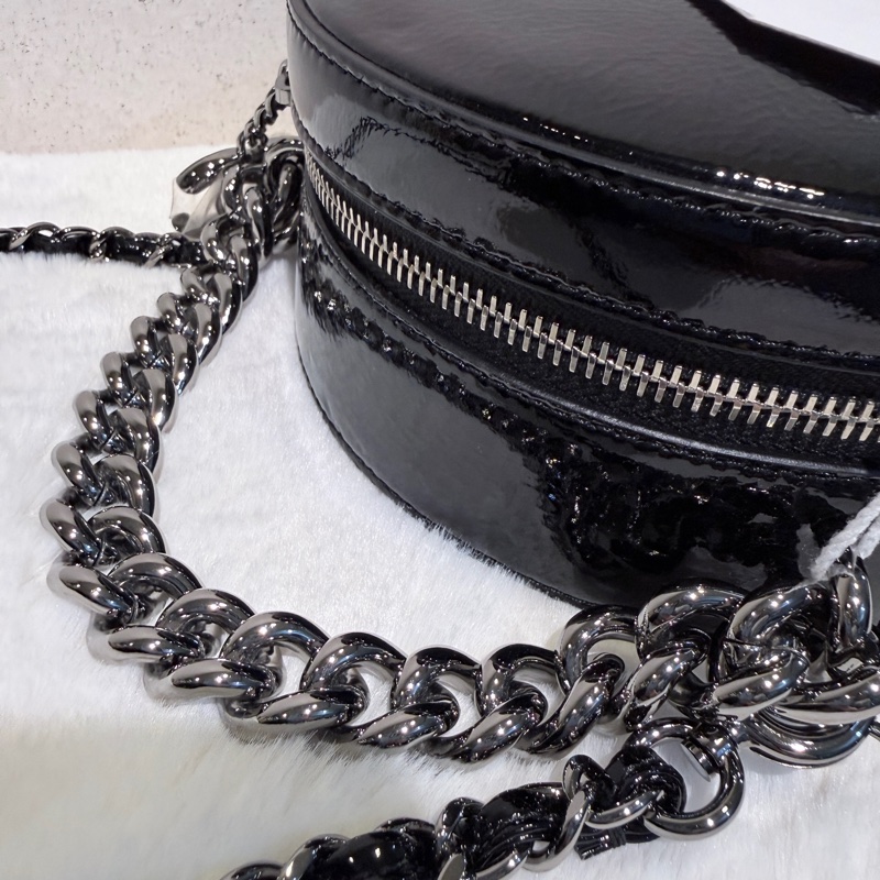 Chanel✨黑銀漆皮圓餅包鏈條包 貓頭鷹拉鍊-15