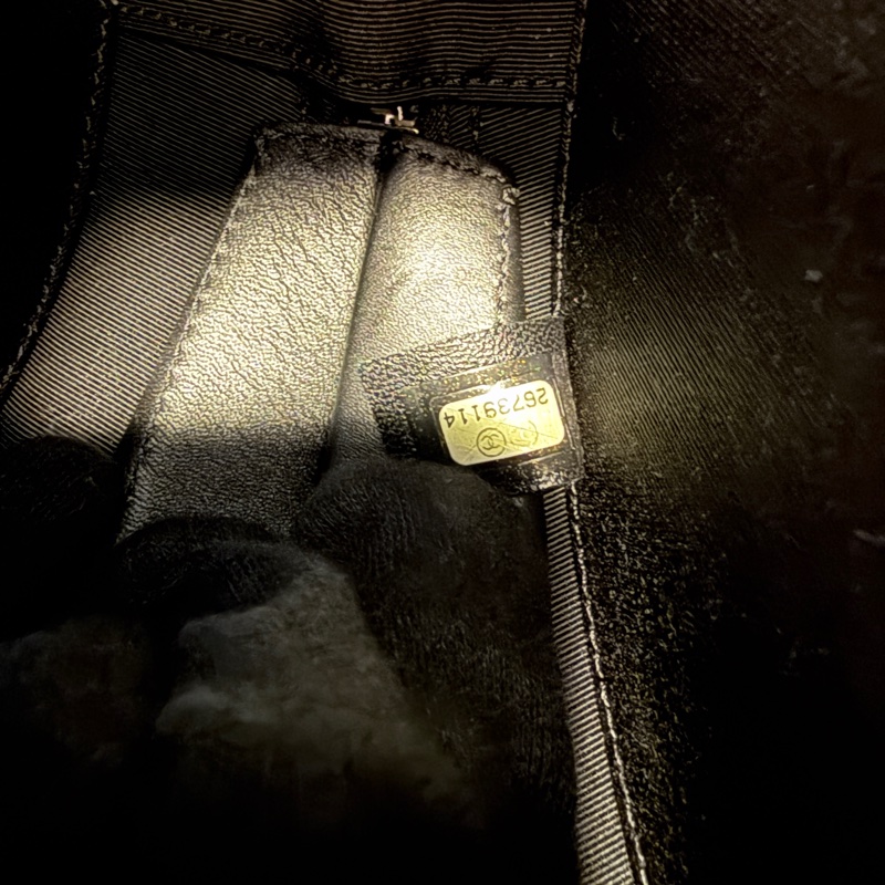 Chanel✨黑銀漆皮圓餅包鏈條包 貓頭鷹拉鍊-20