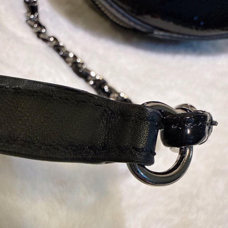 Chanel✨黑銀漆皮圓餅包鏈條包 貓頭鷹拉鍊-36