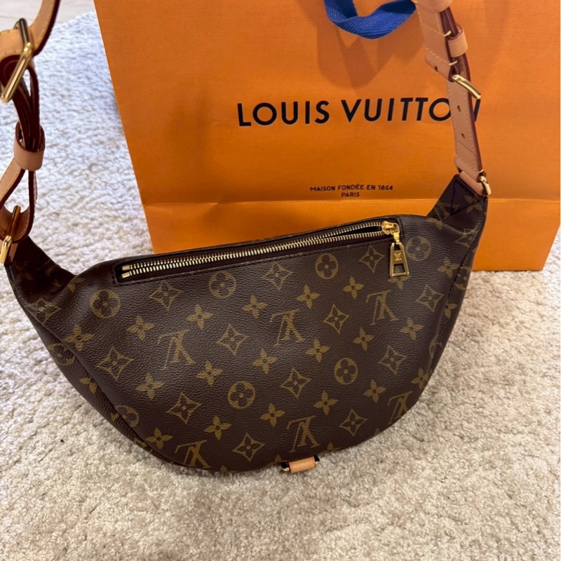 LOUIS VUITTON LV M43644 經典 Monogram 拉鍊腰包-11