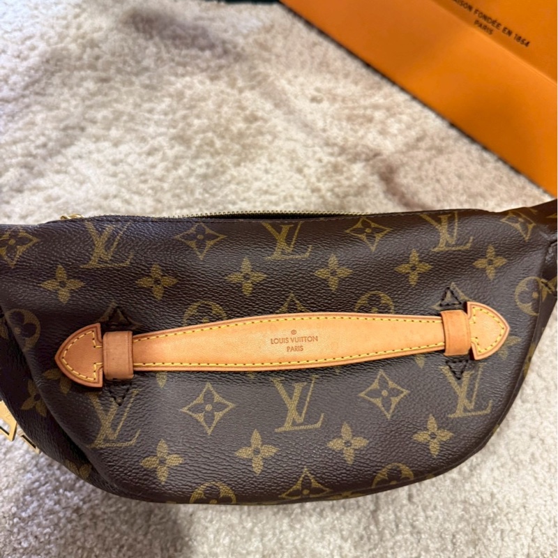 LOUIS VUITTON LV M43644 經典 Monogram 拉鍊腰包-14