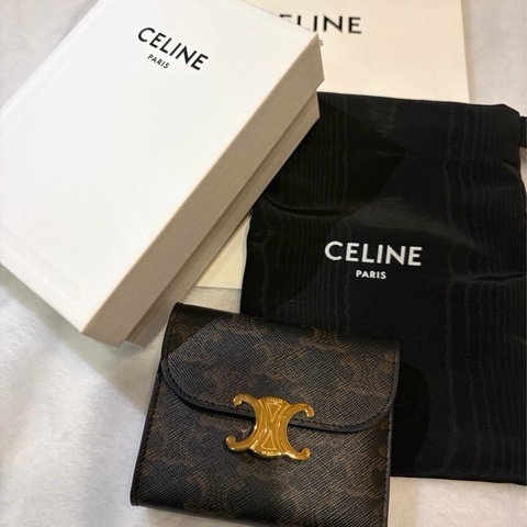 Celine 老花TRIOMPHE 三折短夾