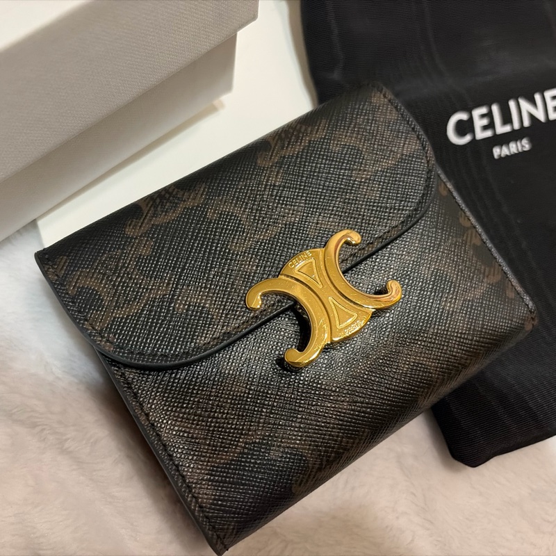 Celine 老花TRIOMPHE 三折短夾-8