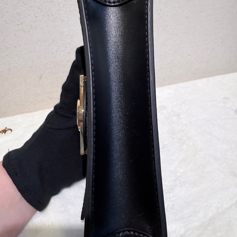 Louis Vuitton✨LV黑白刺繡1854達芙妮woc鏈條包 芯片-3