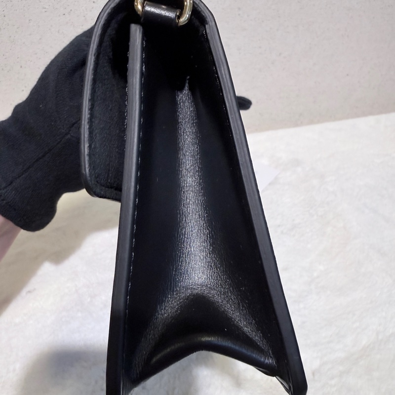 Louis Vuitton✨LV黑白刺繡1854達芙妮woc鏈條包 芯片-4