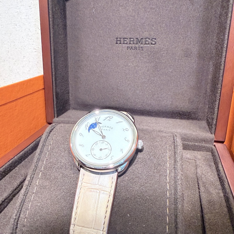 Hermes✨愛馬仕 仲夏夜之夢 Arceau 38mm 白盤月相 日曆 自動機械表 腕表 2024年購入原價近30萬 W041048WW00-12