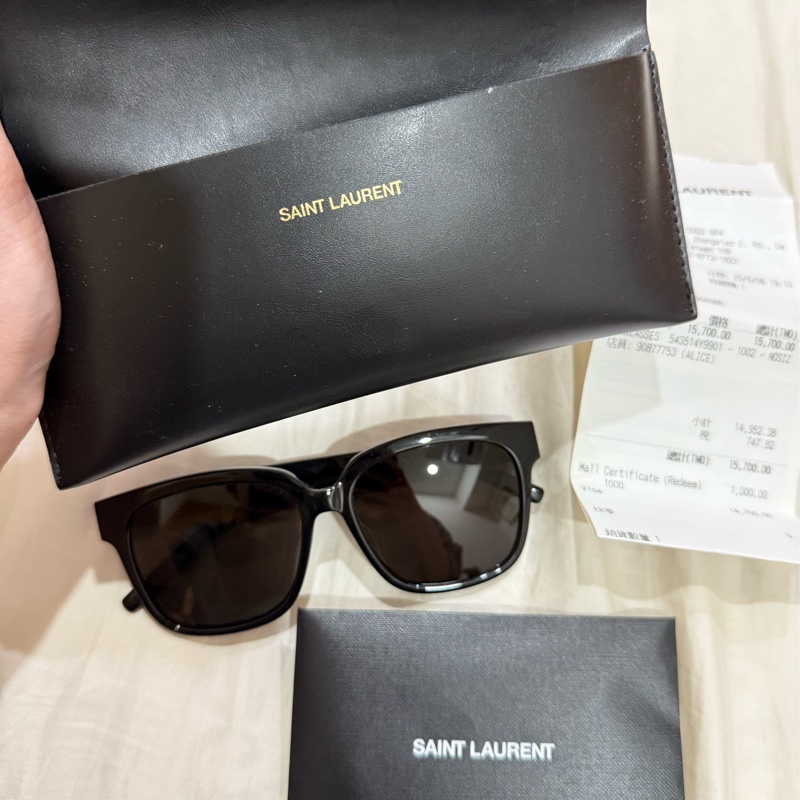 Saint Laurent YSL墨鏡 近全新-2