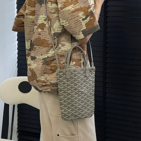 Goyard 週年限定mini竪版 Tote包  灰綠拼色17*24 98新配件肩帶塵袋