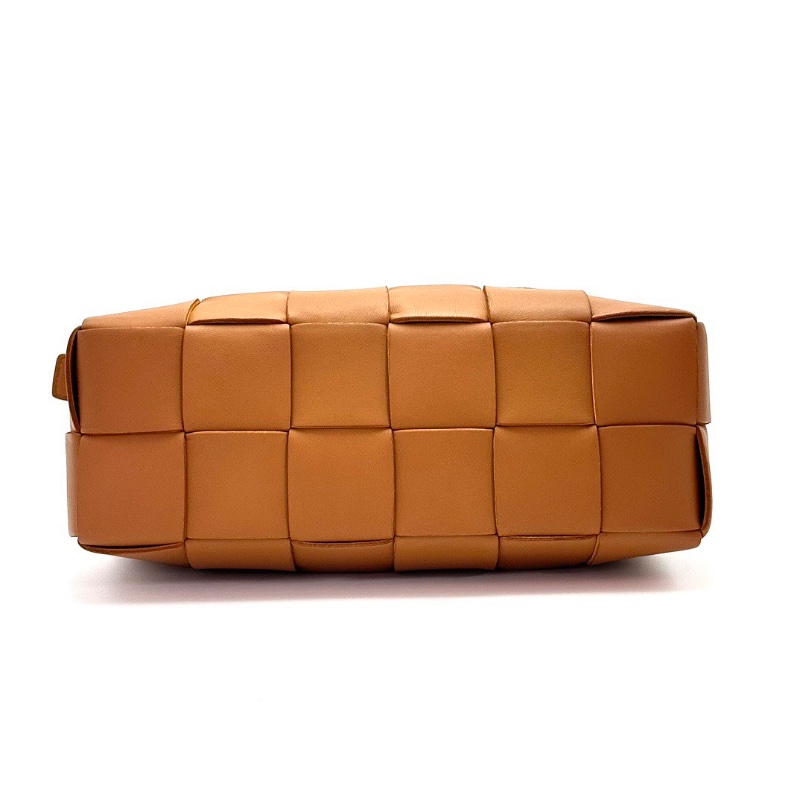 BV 18格焦糖腋下包27*14*10 98新配件塵袋吊牌-4