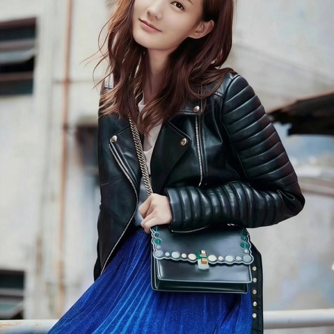 FENDI KANI小號黑色鉚釘波浪邊肩背斜背18.5*15*9 98新配件塵袋