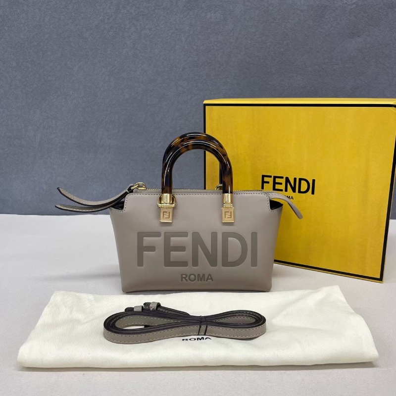 FENDI bytheway mini 大象灰 玳瑁手柄 手提包肩背斜背包17.5×8.5×11.5cm  98新配件盒子 肩帶 塵袋-1