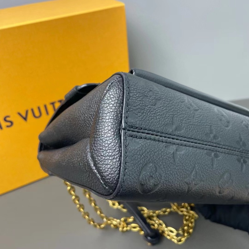 Lv 芯片款 vavin 黑金鍊條包 經典牛皮壓紋老花配色 金色五金 20*14.5*8  98新配件購證 塵袋 盒子-3
