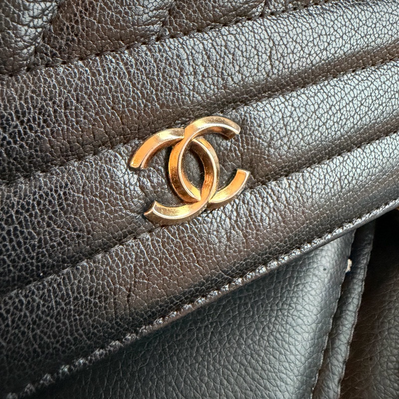 CHANEL 黑金logo手機包🖤卡夾零錢夾層🖤山羊皮-2