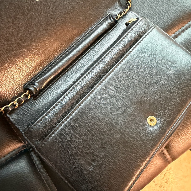 CHANEL 黑金logo手機包🖤卡夾零錢夾層🖤山羊皮-8