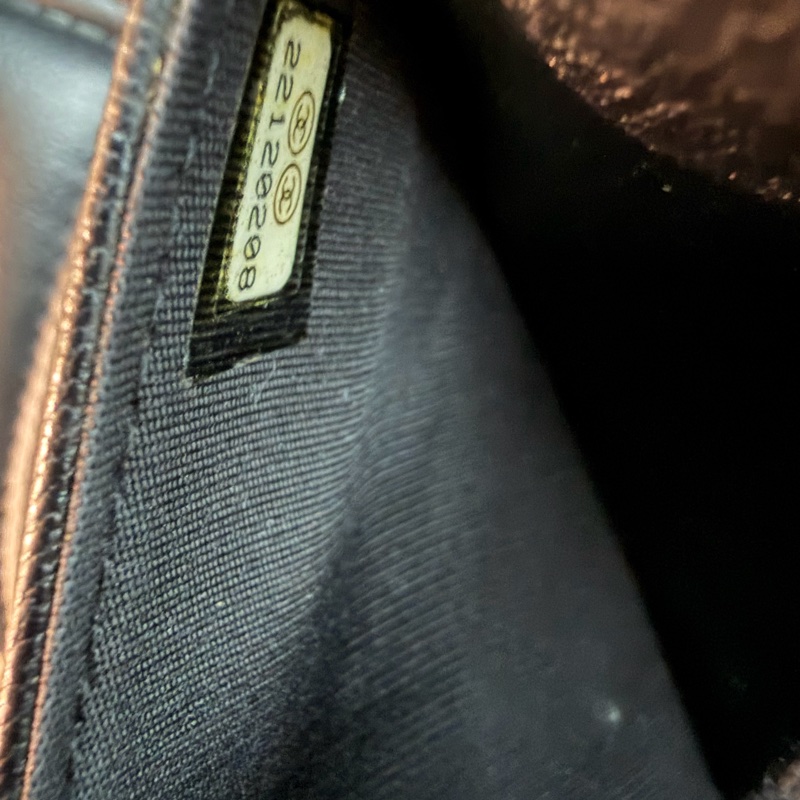 CHANEL 黑金logo手機包🖤卡夾零錢夾層🖤山羊皮-11