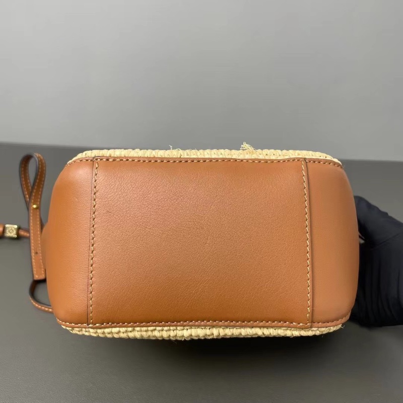 Loewe 拉菲草 mini hammock hobo28*17*9.5  98新肩帶塵袋-7