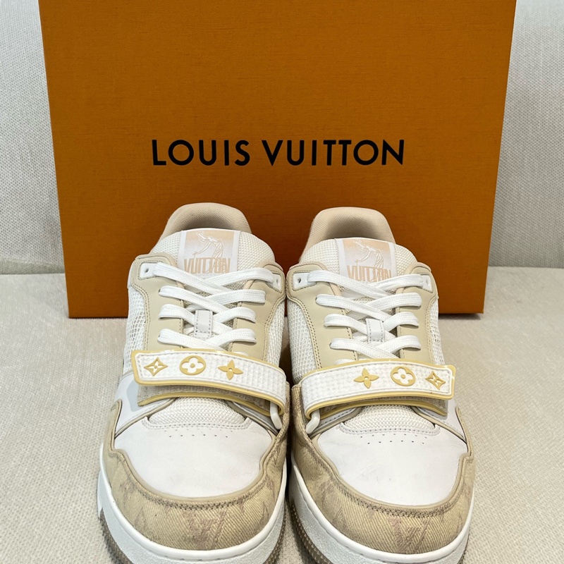 LV路易威登 Trainer系列  卡其色魔術貼 男款 牛皮 41碼-0