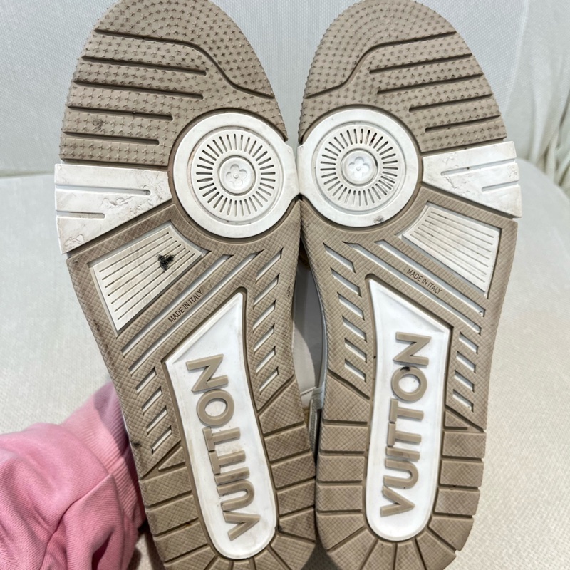 LV路易威登 Trainer系列  卡其色魔術貼 男款 牛皮 41碼-7