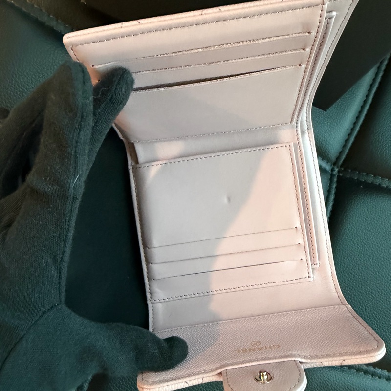 Chanel 櫻花粉三折短夾🌸超級漂亮！可遇不可求 錢包-8