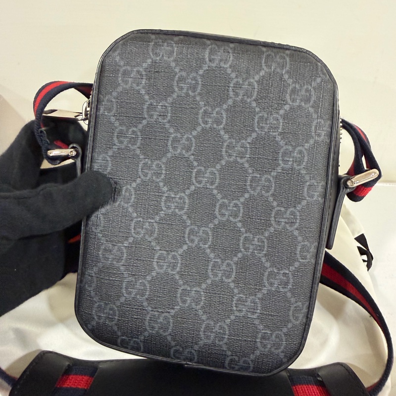 Gucci 老花黑色經典小側包 男包🖤-5
