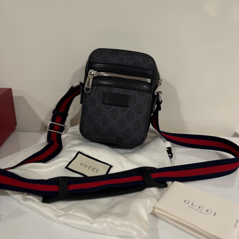 Gucci 老花黑色經典小側包 男包🖤-17