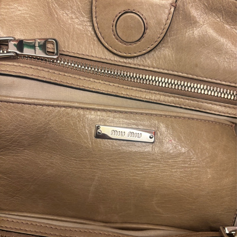 Miu Miu 手袋 油蠟皮 可手挽 側孭or crossbody-15