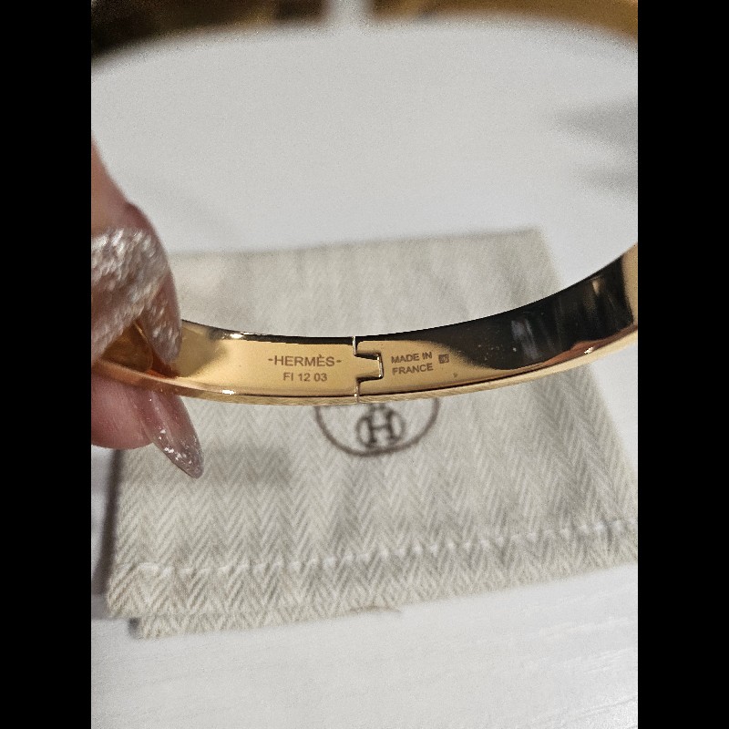 愛瑪仕豬鼻子白玫瑰金手環-1