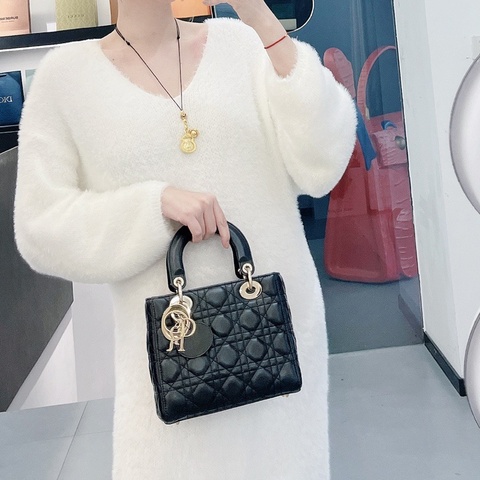 【97新✨ 全網最低價！】Dior 戴妃黑金保值款 四格（下單前先詢問庫存❗️）