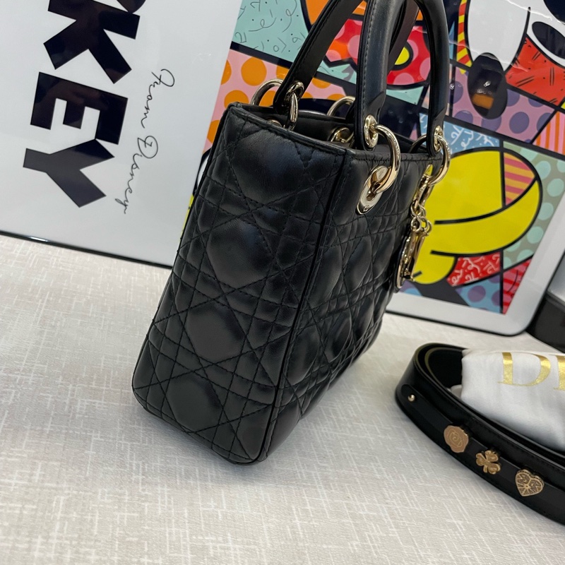 【97新✨ 全網最低價！】Dior 戴妃黑金保值款 四格（下單前先詢問庫存❗️）-3