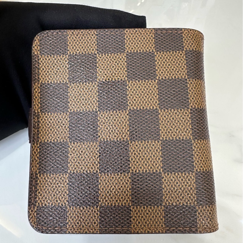 Lv路易威登  棕棋盤短款錢包卡包R20240   14x 18 cm-1