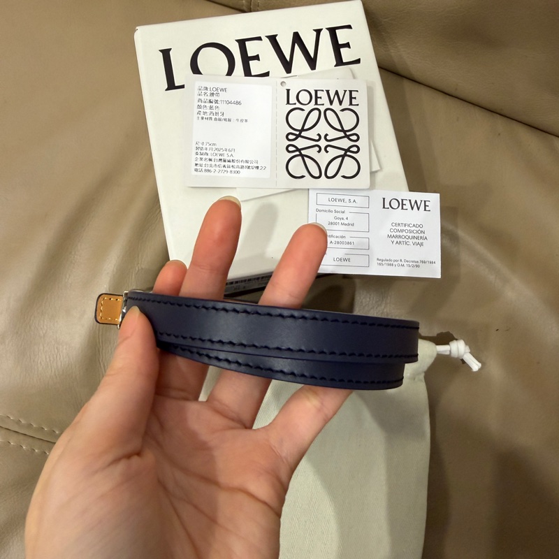 全新全配🈶今年購證❤️75碼❤️loewe #羅意威 #字母 #皮帶 #腰帶-4