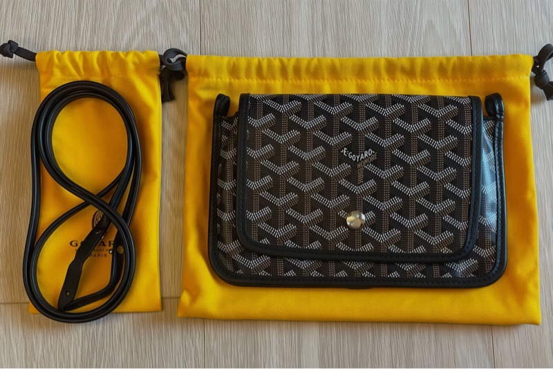 GOYARD PLUMET 經典黑信封包 LOGO AND 翻蓋扁斜背包(近全新)-11