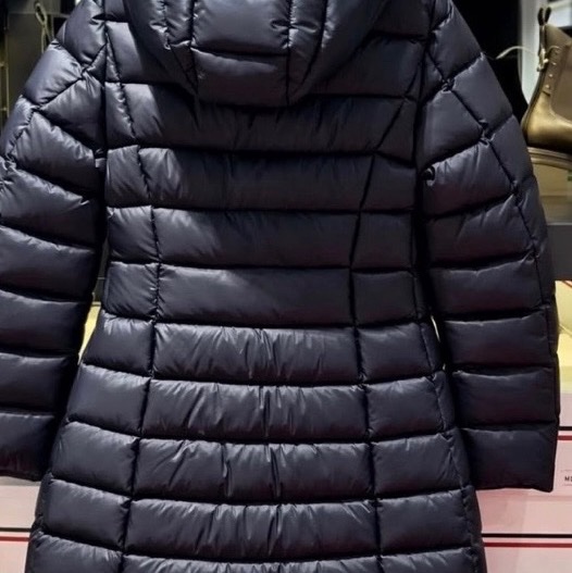 MONCLER-4