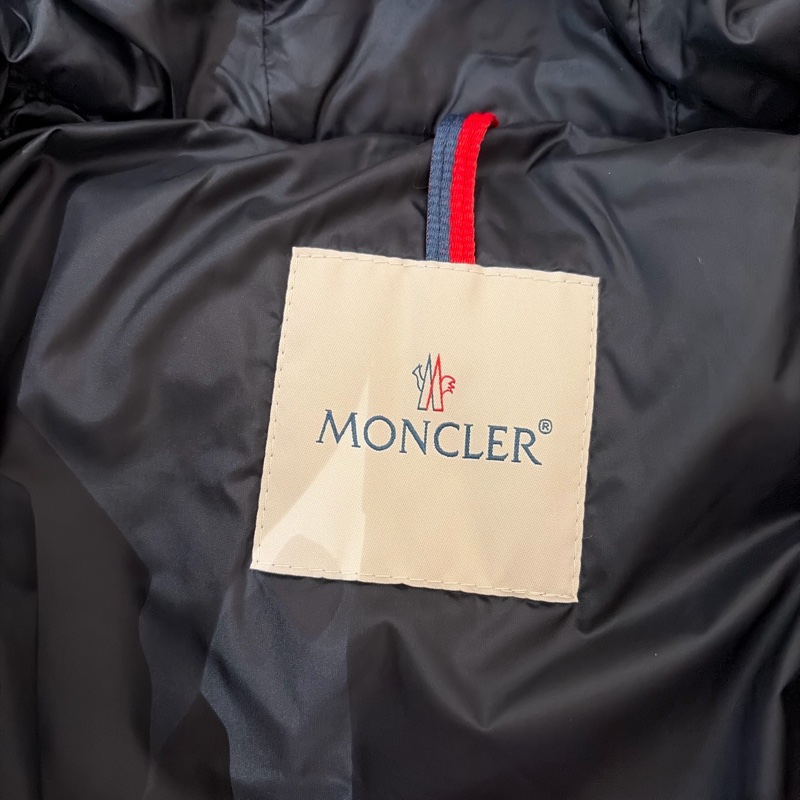 MONCLER-7