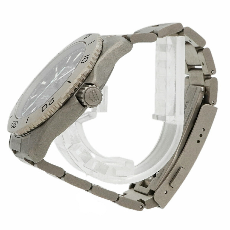 TAG Heuer 豪雅競潛系列專業200公尺潛水錶 WBP1180 黑色錶盤男士腕錶-1