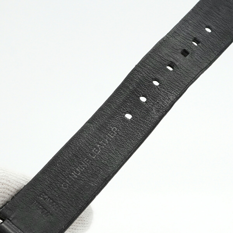 路易威登 Tambour Q13MJ 銀色錶盤小姐腕錶-5