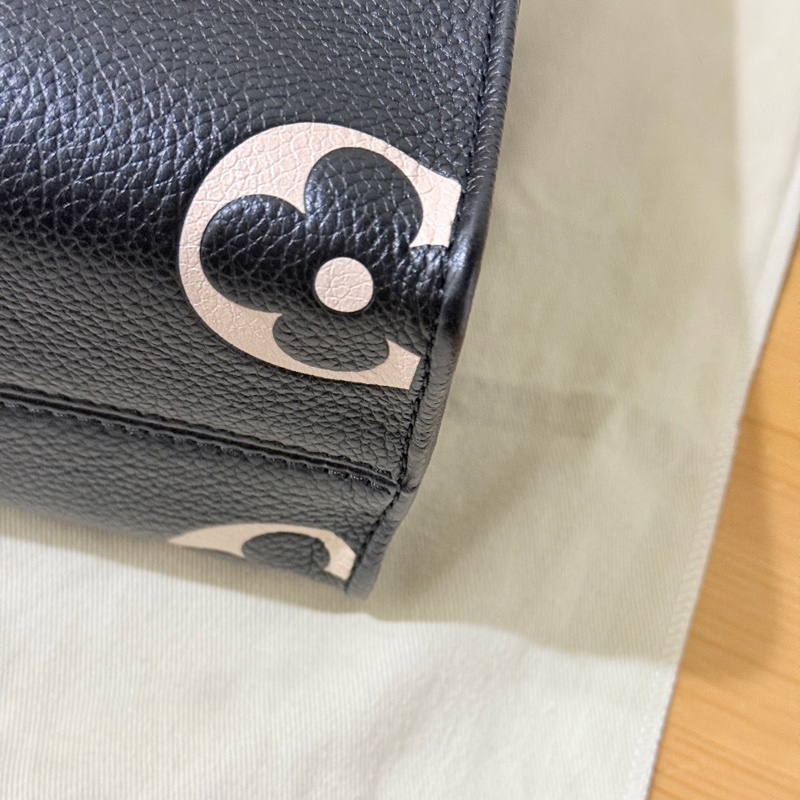 9新✨賠售超甜賣🫶🏻LV on the go🖤黑色牛皮 小號 斜背 托特-6