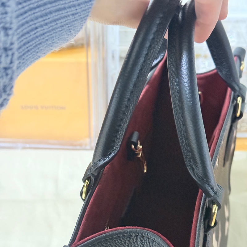 9新✨賠售超甜賣🫶🏻LV on the go🖤黑色牛皮 小號 斜背 托特-14