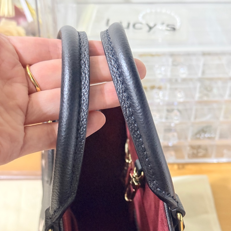 9新✨賠售超甜賣🫶🏻LV on the go🖤黑色牛皮 小號 斜背 托特-15