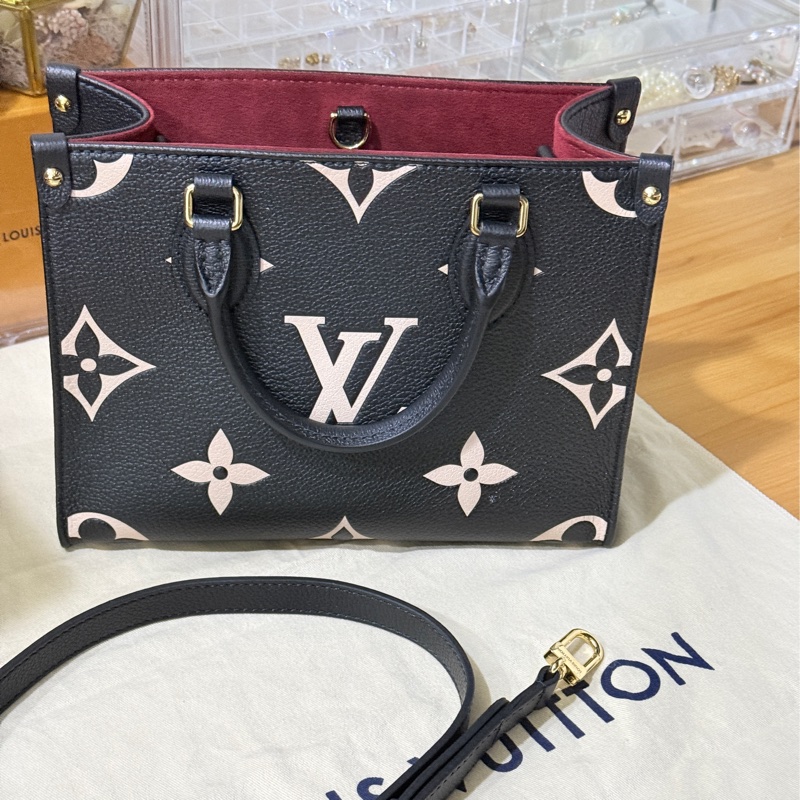 9新✨賠售超甜賣🫶🏻LV on the go🖤黑色牛皮 小號 斜背 托特-17