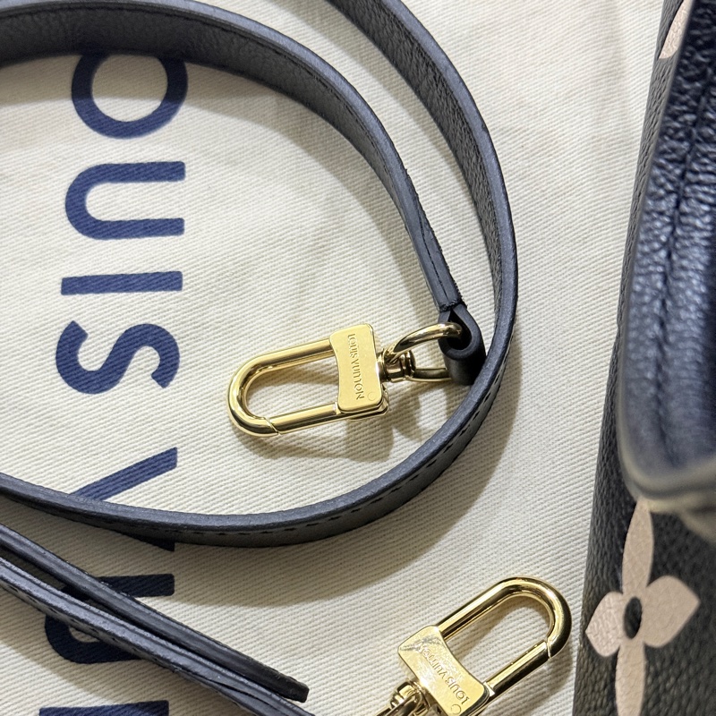 9新✨賠售超甜賣🫶🏻LV on the go🖤黑色牛皮 小號 斜背 托特-31