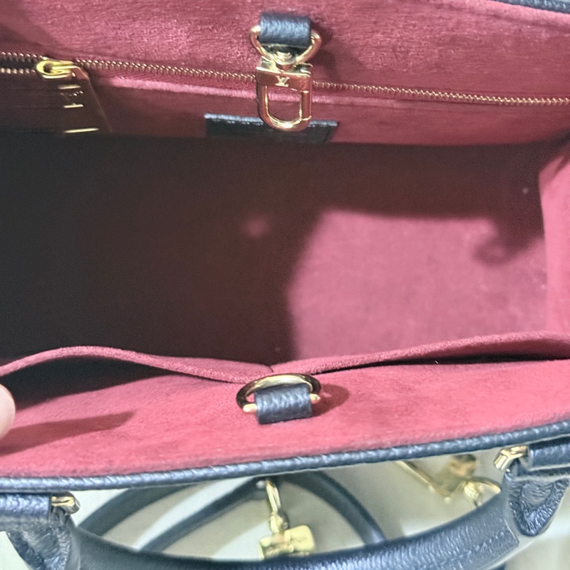 9新✨賠售超甜賣🫶🏻LV on the go🖤黑色牛皮 小號 斜背 托特-44